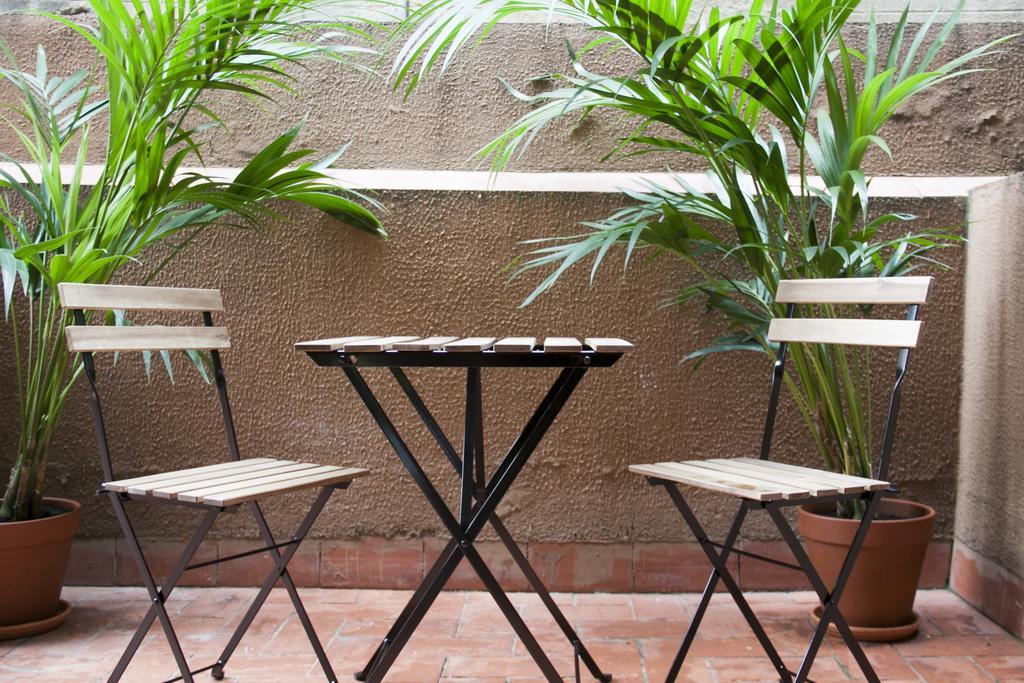 Idyllic Apartment With Terrace Barcelona Room photo
